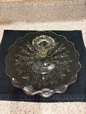 Center Handle Tray Feather by JEANNETTE Glass